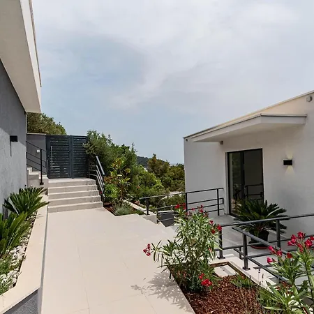 Villa Sansarea