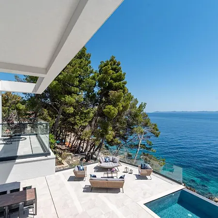 Sansarea Villa *
